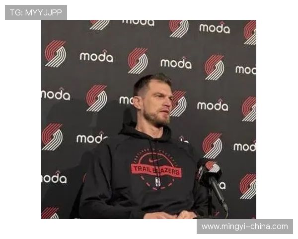 杨毅称惊讶开拓者常规赛提速明显并指出斯普利特将坚持原有战术打法